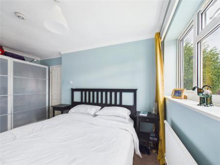 3 bedroom Link detached house for sale in Lees Lane, North Common