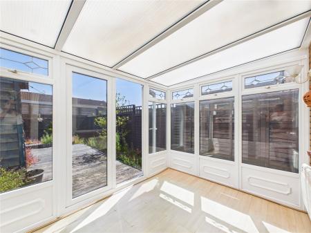2 bedroom Terraced House for sale in Gilroy Close, Longwell Green