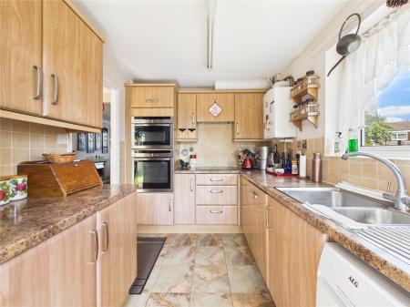 3 bedroom Semi-detached house for sale in Sheridan Way, Longwell Green
