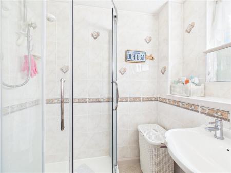 3 bedroom Semi-detached house for sale in Sheridan Way, Longwell Green