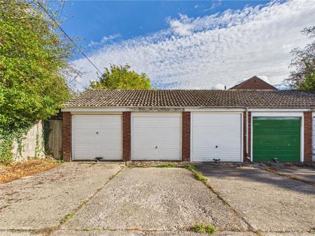 3 bedroom Semi-detached house for sale in Ronaldson, Bitton