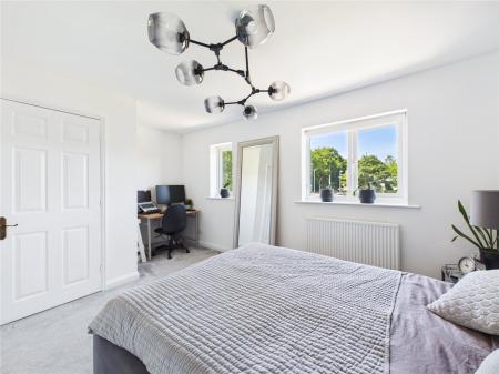 3 bedroom Semi-detached house for sale in Craven Way, Barrs Court