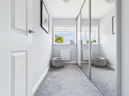 3 bedroom Semi-detached house for sale in Craven Way, Barrs Court
