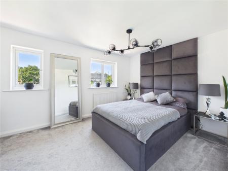 3 bedroom Semi-detached house for sale in Craven Way, Barrs Court