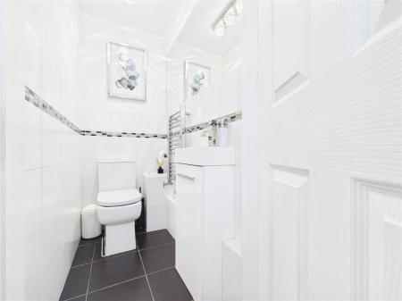 3 bedroom Semi-detached house for sale in Craven Way, Barrs Court