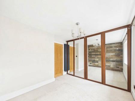 2 bedroom Detached house for sale in Parkwall Road, Cadbury Heath