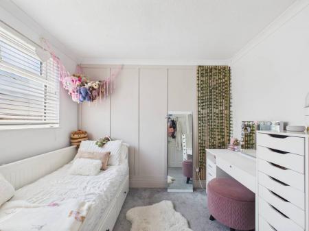 3 bedroom Semi-detached house for sale in California Road, Longwell Green