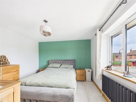 2 bedroom Semi-detached house for sale in Moor Croft Drive, Longwell Green