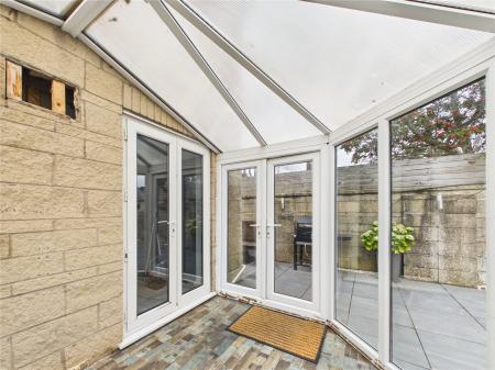 2 bedroom Semi-detached house for sale in Moor Croft Drive, Longwell Green