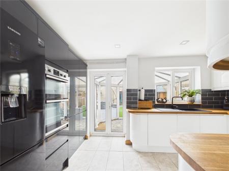2 bedroom Semi-detached house for sale in Moor Croft Drive, Longwell Green
