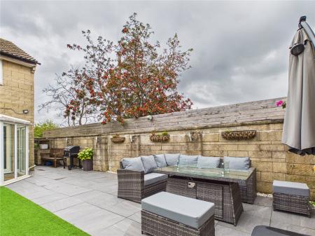 2 bedroom Semi-detached house for sale in Moor Croft Drive, Longwell Green