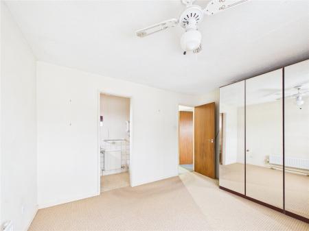 4 bedroom Detached house for sale in Hopland Close, Longwell Green