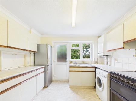 4 bedroom Detached house for sale in Hopland Close, Longwell Green