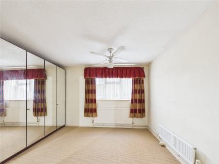 4 bedroom Detached house for sale in Hopland Close, Longwell Green