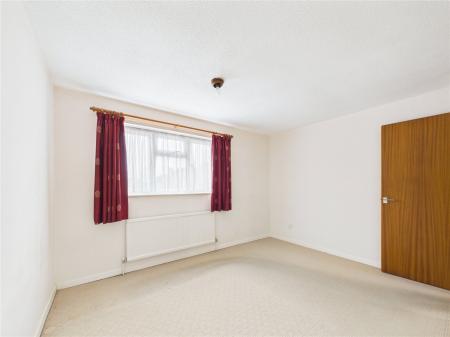4 bedroom Detached house for sale in Hopland Close, Longwell Green