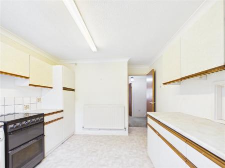 4 bedroom Detached house for sale in Hopland Close, Longwell Green