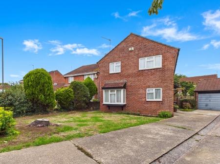 Hopland Close, Longwell Green