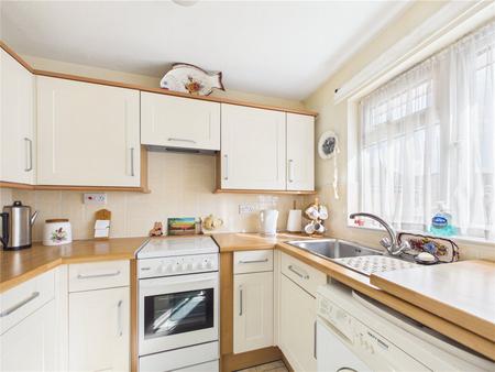 2 bedroom Semi-detached bungalow for sale in Fairoaks, Longwell Green