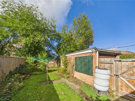 2 bedroom Semi-detached bungalow for sale in Fairoaks, Longwell Green