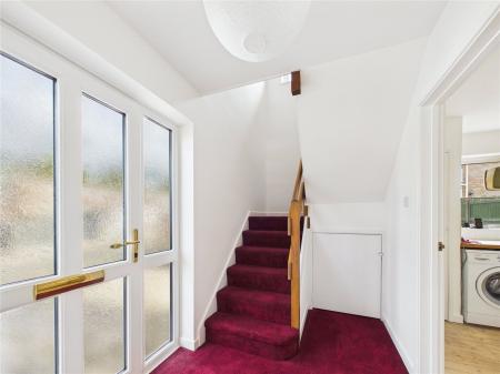 3 bedroom Semi-detached house for sale in Albany Way, North Common