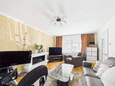 4 bedroom Detached house for sale in Francis Place, Longwell Green