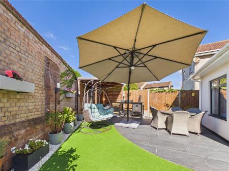 4 bedroom Detached house for sale in Francis Place, Longwell Green