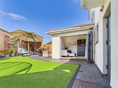 4 bedroom Detached house for sale in Francis Place, Longwell Green