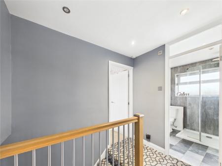 4 bedroom Semi-detached house for sale in Palmdale Close, Longwell Green