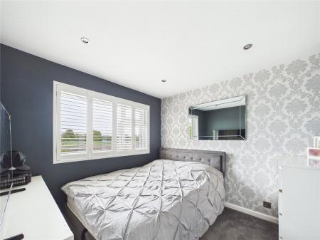 4 bedroom Semi-detached house for sale in Palmdale Close, Longwell Green