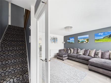 4 bedroom Semi-detached house for sale in Palmdale Close, Longwell Green