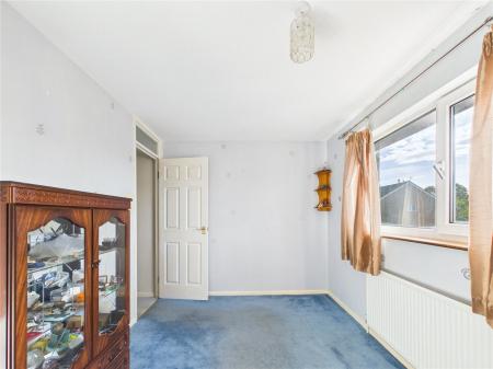 2 bedroom Semi-detached house for sale in Ravenswood, Longwell Green