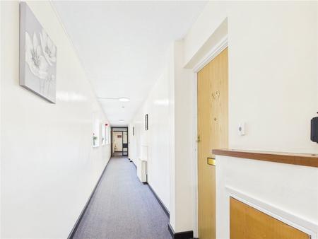 1 bedroom Flat for sale in Cloverdale Drive, Longwell Green