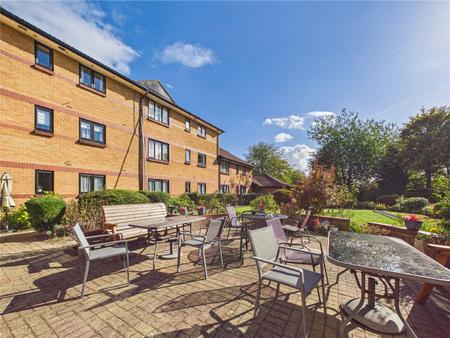 Cloverdale Drive, Longwell Green