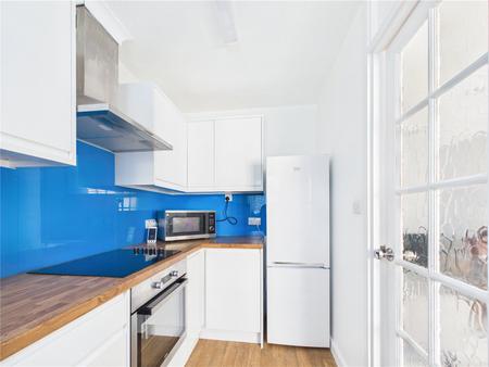 1 bedroom Flat for sale in Cloverdale Drive, Longwell Green