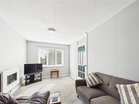 1 bedroom Flat for sale in Cloverdale Drive, Longwell Green