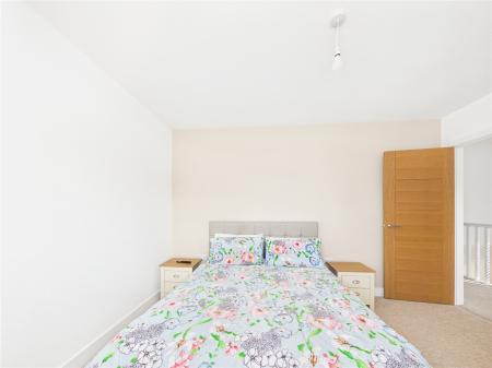 3 bedroom Detached house for sale in Glenwood Drive, Oldland Common