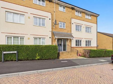 1 bedroom Ground floor flat for sale in Linnet Way, Keynsham