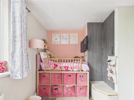 2 bedroom Terraced House for sale in Bickford Close, Barrs Court