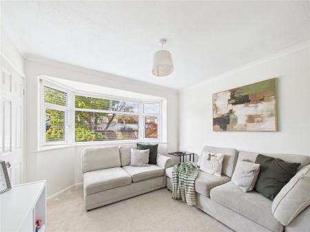2 bedroom Semi-detached house for sale in Woodward Drive, Longwell Green