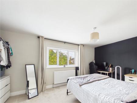2 bedroom Semi-detached house for sale in Woodward Drive, Longwell Green