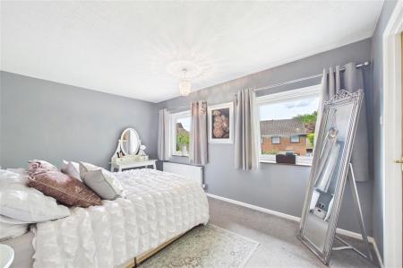 4 bedroom Detached house for sale in Higher Mead, Lychpit