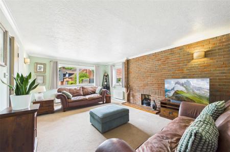 4 bedroom Detached house for sale in Higher Mead, Lychpit