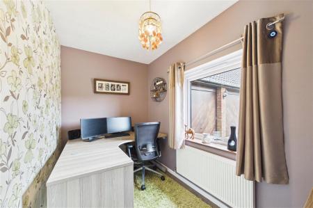 4 bedroom Detached house for sale in Higher Mead, Lychpit