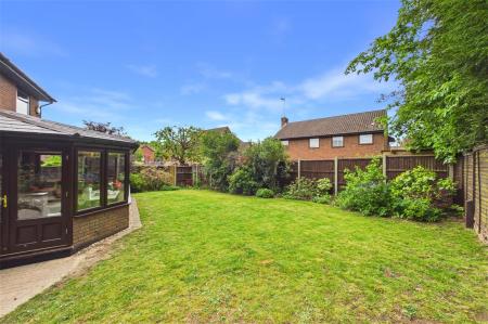 4 bedroom Detached house for sale in Higher Mead, Lychpit