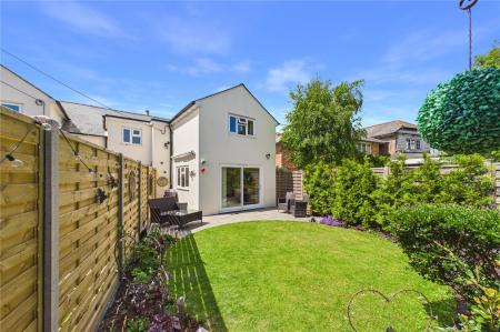3 bedroom Semi-detached house for sale in Sherfield Green, Sherfield-on-Loddon
