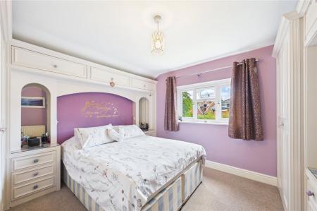 3 bedroom Semi-detached house for sale in Sherfield Green, Sherfield-on-Loddon