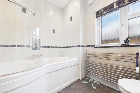 3 bedroom Semi-detached house for sale in Sherfield Green, Sherfield-on-Loddon