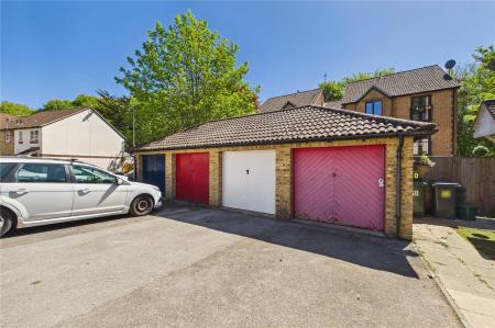 2 bedroom Terraced House for sale in Gander Drive, Basingstoke