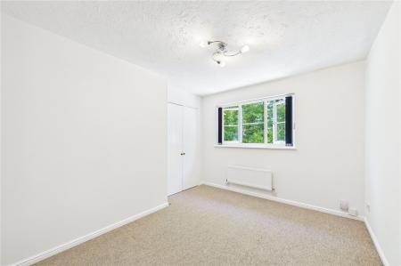 2 bedroom Terraced House for sale in Gander Drive, Basingstoke