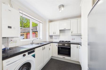 2 bedroom Terraced House for sale in Gander Drive, Basingstoke
